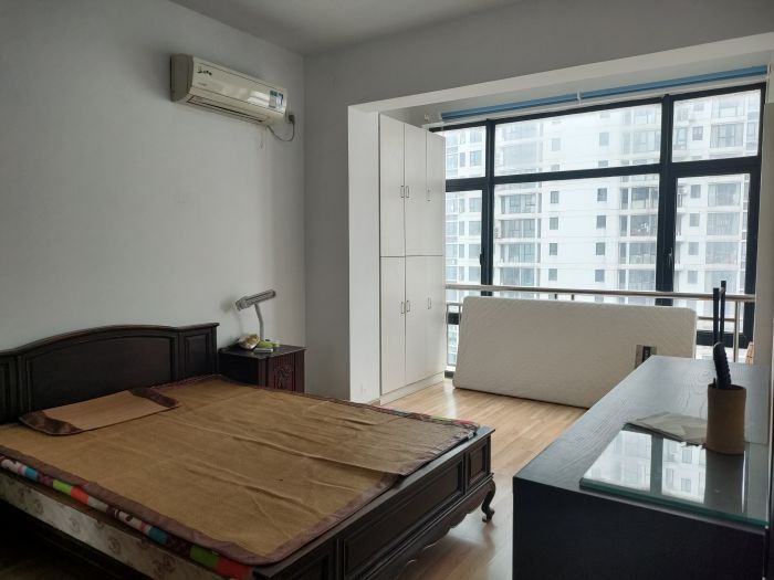 中南世纪城南区 2室2厅1卫 85m&sup2;