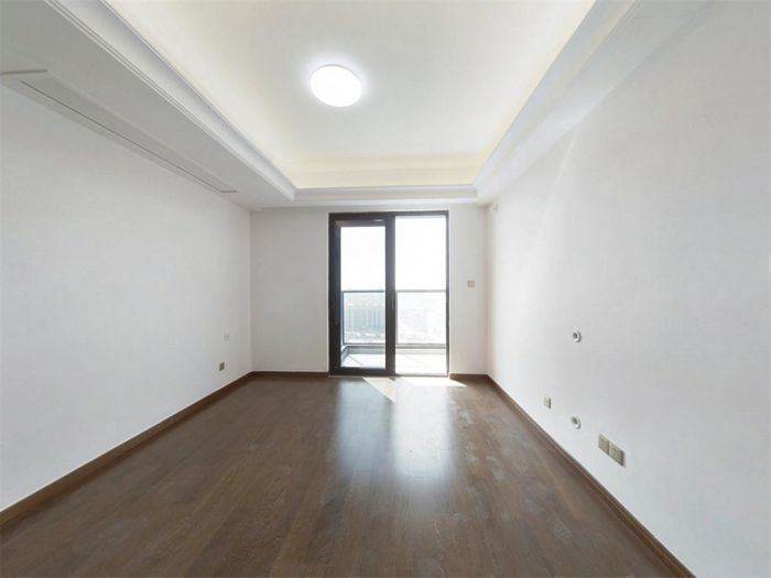 雍华府 3室2厅2卫 98m&sup2;