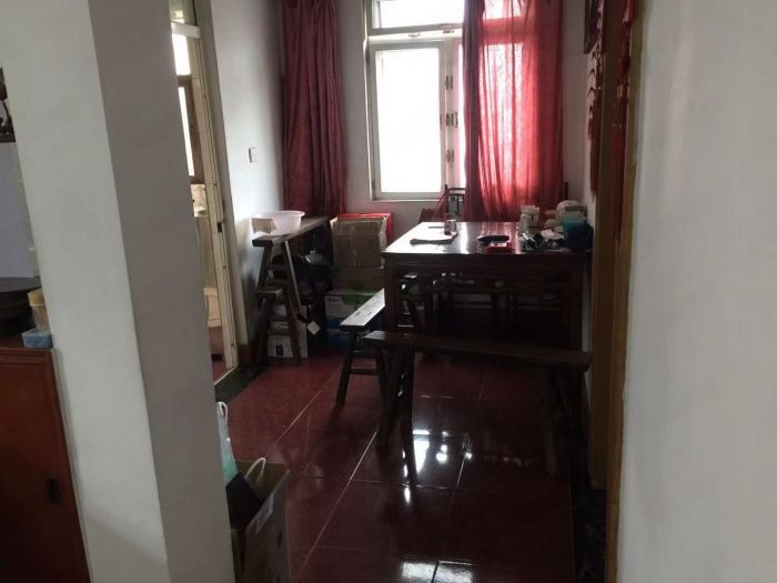 虹桥东村 3室1厅1卫 80m&sup2;
