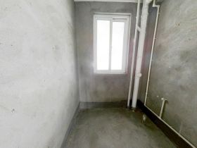 江景花园 3室2厅2卫 144m&sup2;