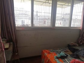 天山花苑 2室1厅1卫 80m&sup2;