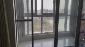 王府大厦 3室2厅2卫 183m&sup2;