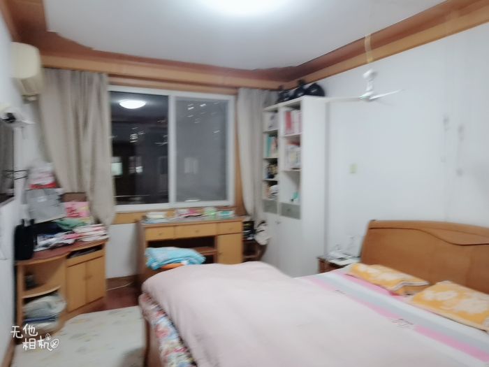 新龙花苑 6室3厅3卫 223.24m&sup2;