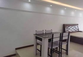 鸿运大厦 1室1厅1卫 67m&sup2;