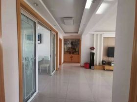 春晖花园 3室2厅1卫 121m&sup2;