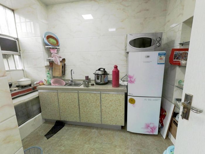 易家桥新村 2室1厅1卫 58m&sup2;