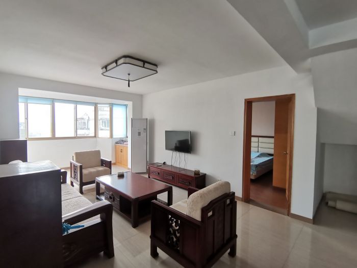 天都花苑 4室2厅2卫 129m&sup2;