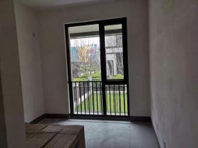 龙湖天宸源著 4室3厅3卫 275m&sup2;