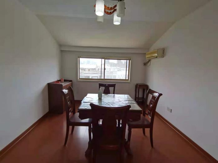 天都花苑 6室3厅3卫 230m&sup2;