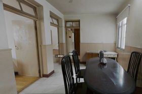 城港新村 3室1厅1卫 71m&sup2;