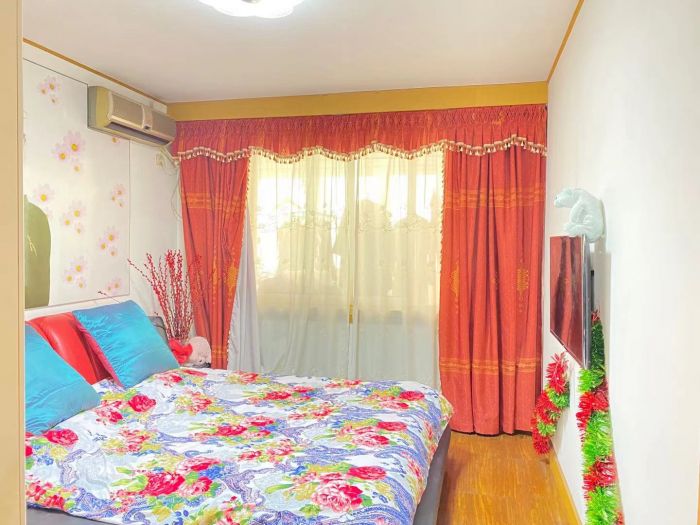 光明东村 3室2厅1卫 120m&sup2;