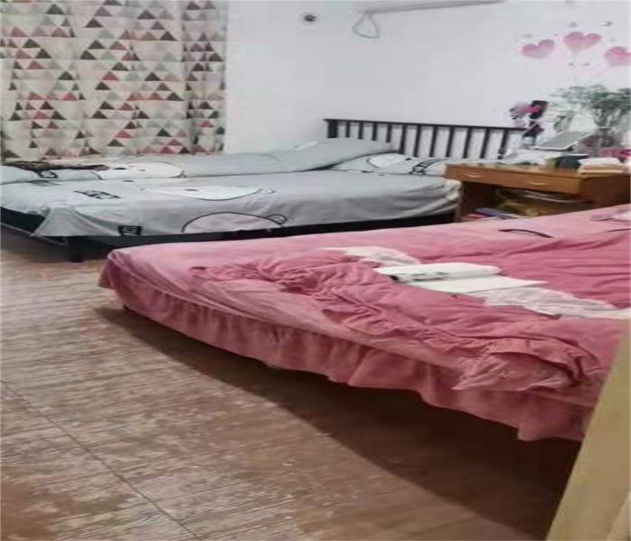 瑞兴花园 1室1厅1卫 64m&sup2;