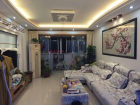星通花园 3室2厅2卫 140m&sup2;