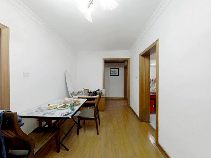 外滩小区 3室2厅1卫 125m&sup2;