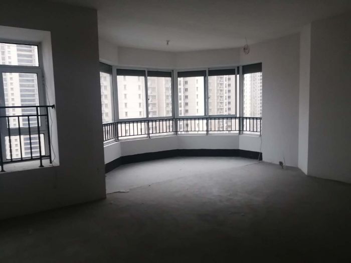 中南世纪花城三期 4室2厅3卫 275m&sup2;