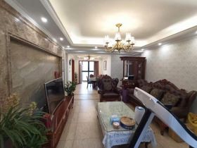 景瑞望府 4室2厅2卫 142m&sup2;