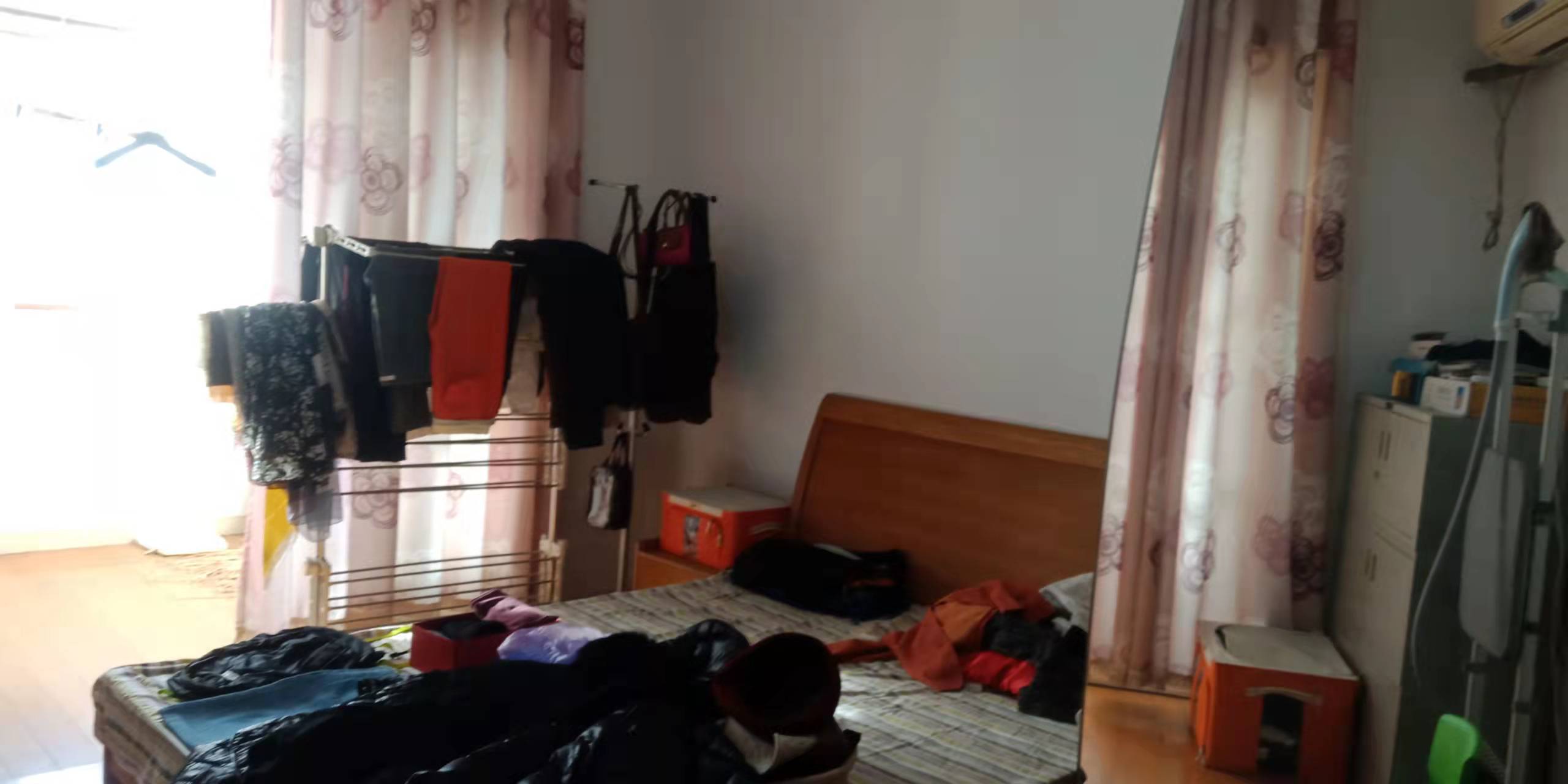 濠滨别业 3室2厅2卫 274.64m&sup2;