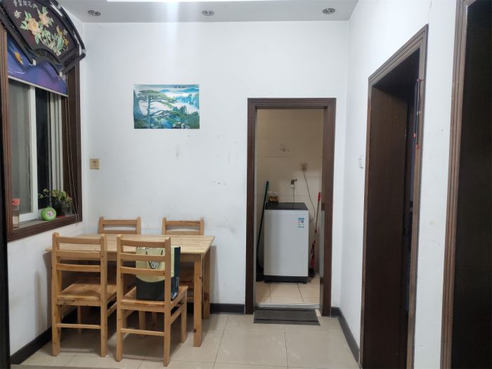 易家桥新村 2室1厅1卫 61.84m&sup2;