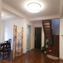 金鑫苑 5室2厅2卫 170m&sup2;
