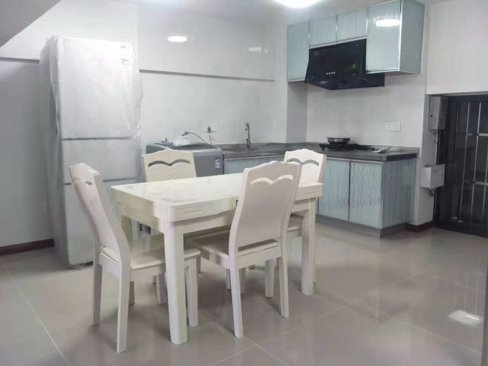 汇富花苑 2室1厅1卫 82.04m&sup2;