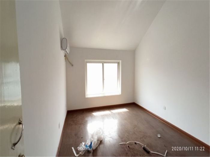 天山花苑 6室厅卫 245m&sup2;