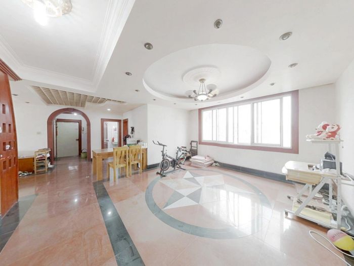 姚港路22号 4室2厅1卫 170m&sup2;
