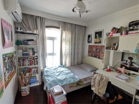 五一新村西区 4室2厅2卫 164m&sup2;