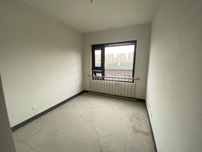 春风南岸西园 5室3厅3卫 400m&sup2;