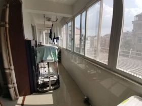 明珠花园 3室2厅2卫 121m&sup2;
