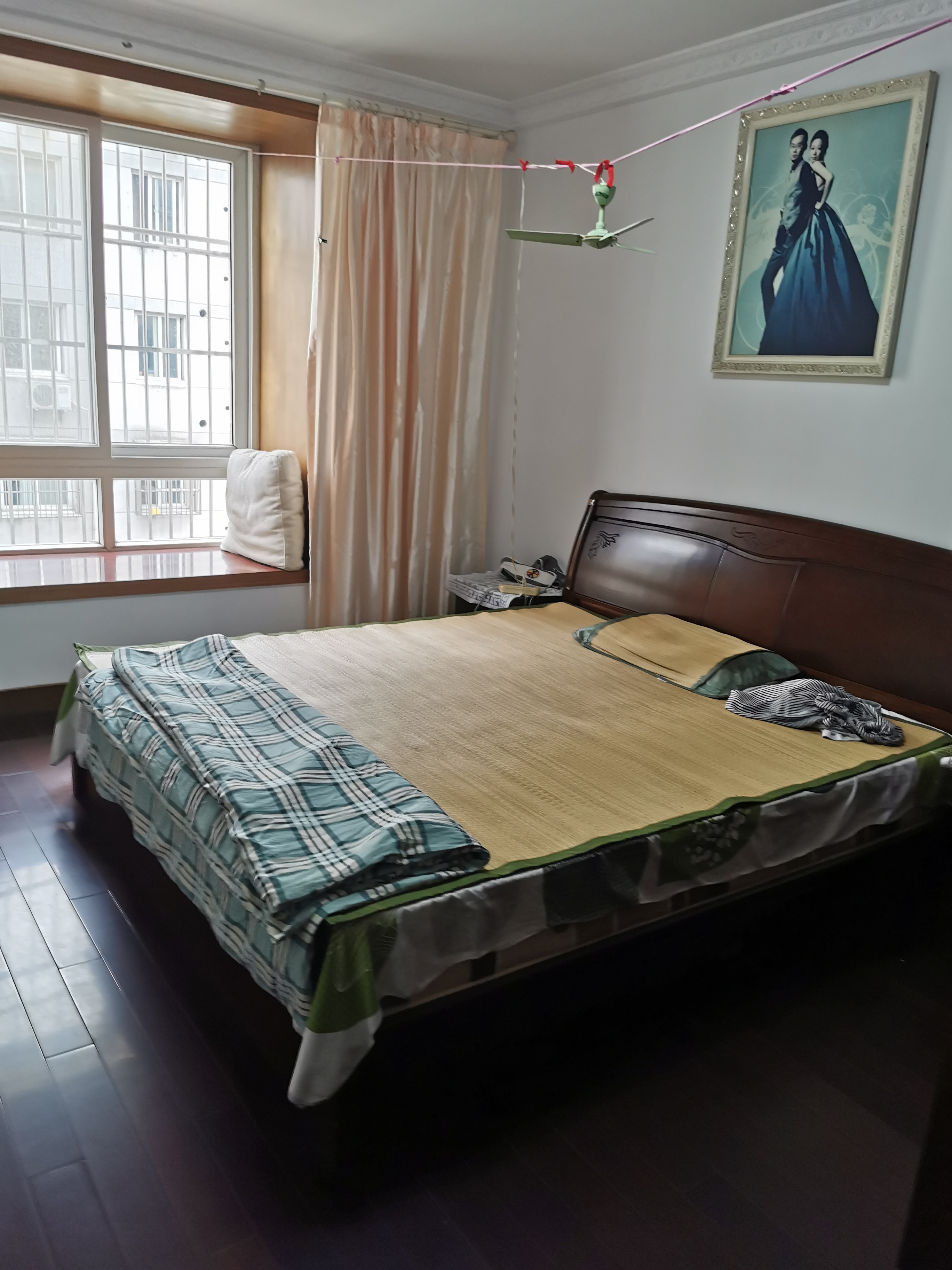 海港新村 3室2厅2卫 135.8m&sup2;