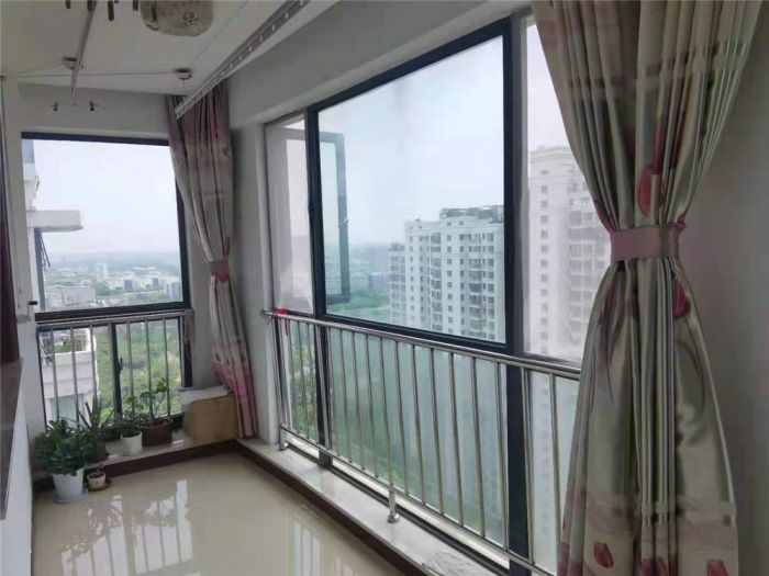 中南世纪城北区 2室2厅1卫 109m&sup2;