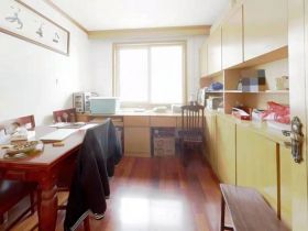 新龙花苑 3室2厅1卫 131.02m&sup2;