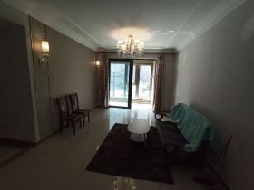 恒大悦珑湾 1室2厅1卫 70m²