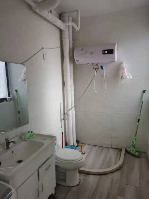 源兴花苑南区 2室1厅1卫 75m&sup2;