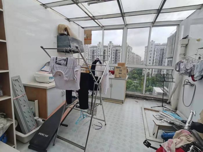 新港花苑 4室2厅2卫 106.5m&sup2;