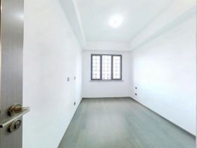 都会沁园 4室2厅2卫 148m&sup2;