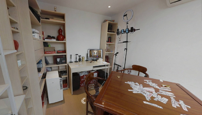 天安花园 5室2厅2卫 170m&sup2;