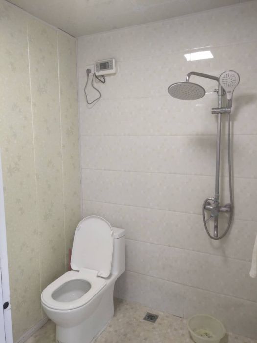 荟景苑 5室1厅2卫 130m&sup2;