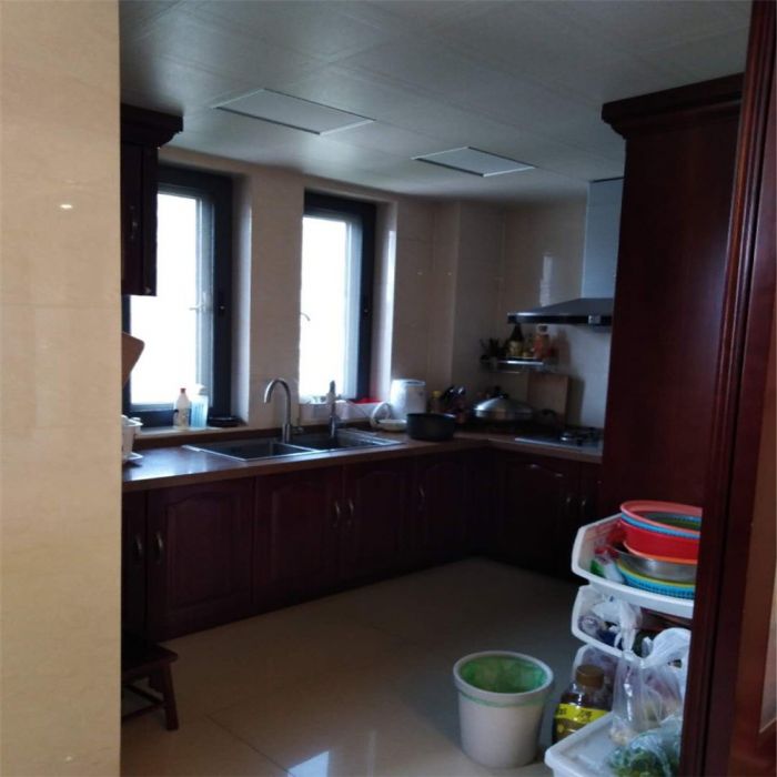 中港城皇家公寓 4室2厅2卫 162m&sup2;