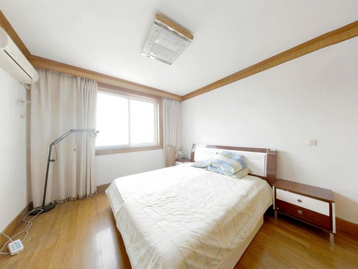 金鑫苑 3室2厅1卫 133.36m&sup2;