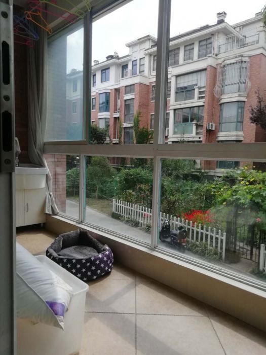凤凰莱茵苑 4室2厅3卫 210.58m&sup2;