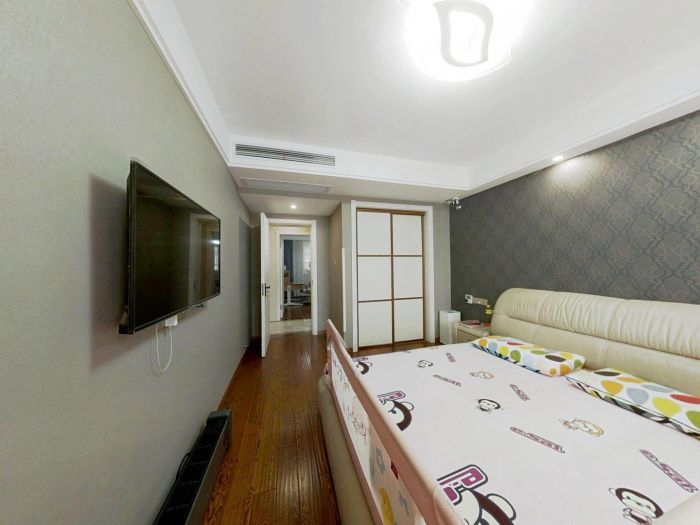汇富花苑 3室2厅1卫 144m&sup2;