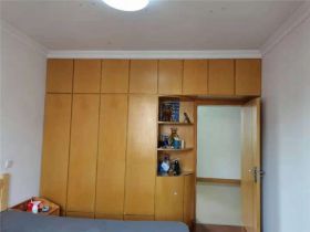 新城东苑 3室1厅1卫 88m&sup2;