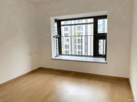 时光漫城 3室2厅1卫 92m&sup2;