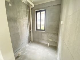 春风南岸西园 5室3厅3卫 400m&sup2;
