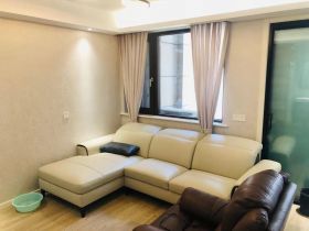临江家园 2室2厅1卫 95m&sup2;