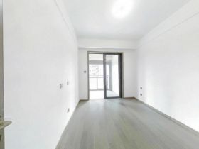 都会沁园 4室2厅2卫 150m&sup2;