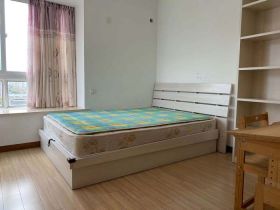 长航地中海花园 3室1厅1卫 110m²