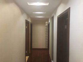 濠滨花园 4室2厅2卫 160.00m&sup2;
