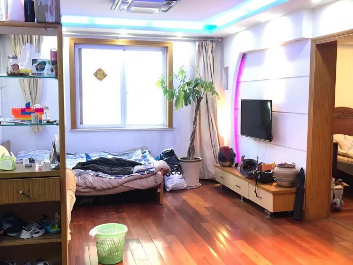 城港花苑 3室2厅1卫 110m&sup2;